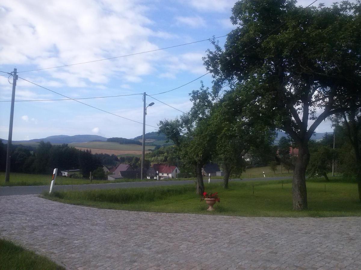 -Am Fuss Zum Zittauer Gebirge- Διαμέρισμα Hainewalde Εξωτερικό φωτογραφία